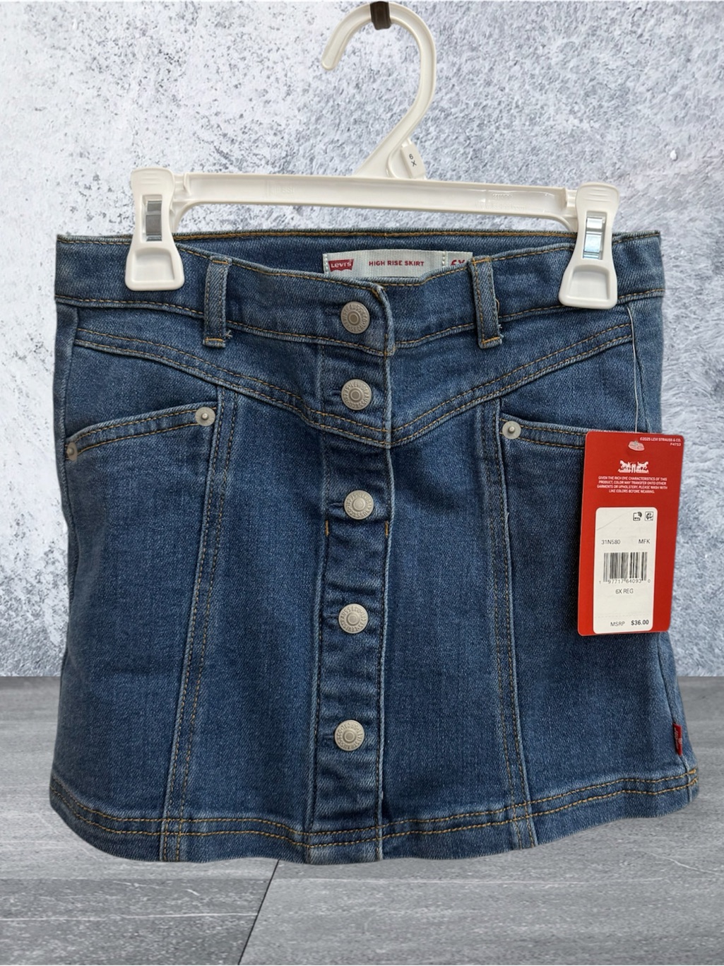 Levis Red Retail Hang Tag With White Price Label